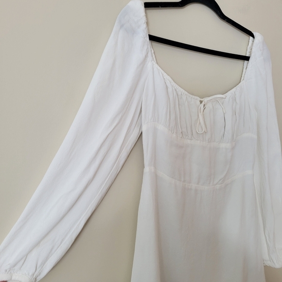Aritzia Sunday Best Delilah Longsleeve Dress White - Picture 7 of 8